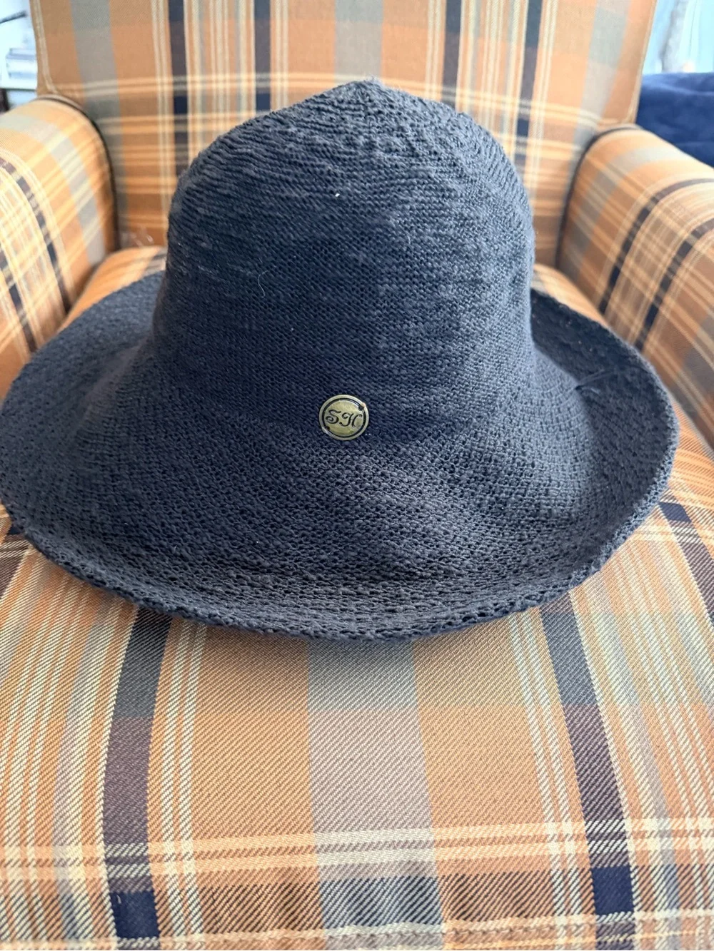 Black Knit Wide-Brim Hat with Subtle Logo Accent